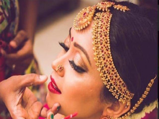 7 Beauty parlour Muttil